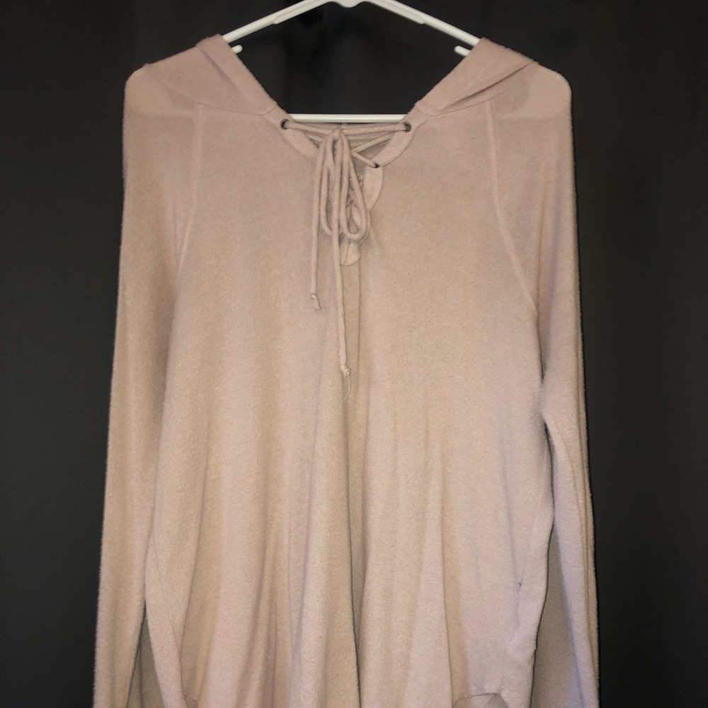 American Eagle Hooded Pink Long Sleeve Sweater